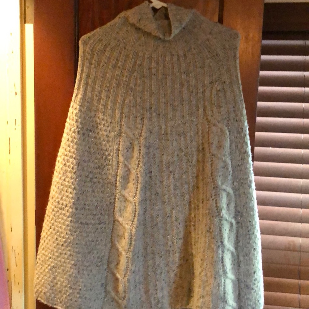 Winter cape